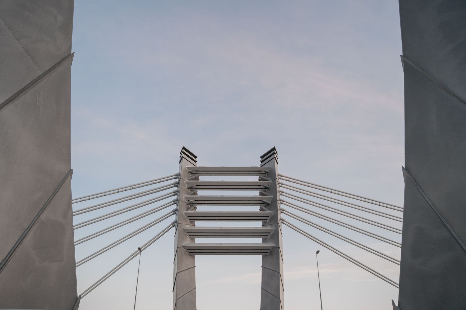 Bridgingové kolo nebo kreditní linka? Prodloužení doletu bez snižování hodnoty (down round)