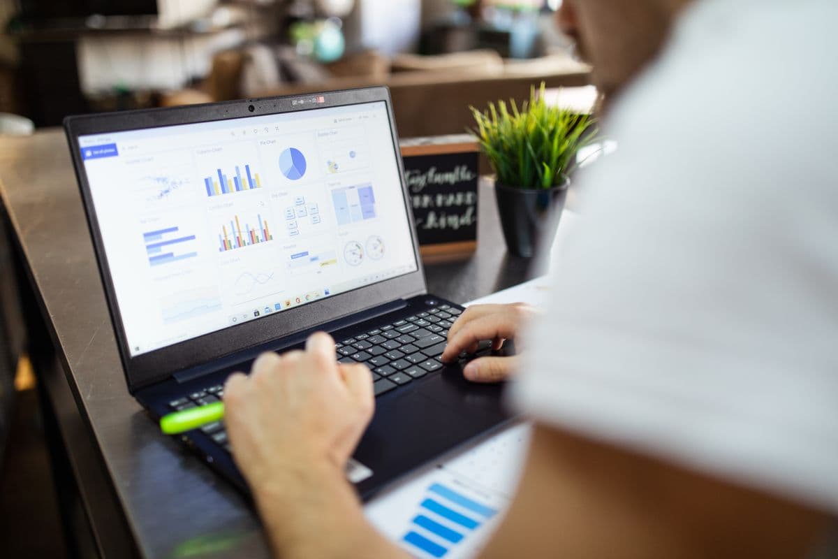 How to Raise Non-Dilutive Debt When Your SaaS Is Usage-Based