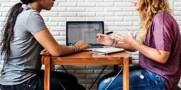 Between Sales and Product - Building Self-Serve and Customer Experience at Notion and Dropbox