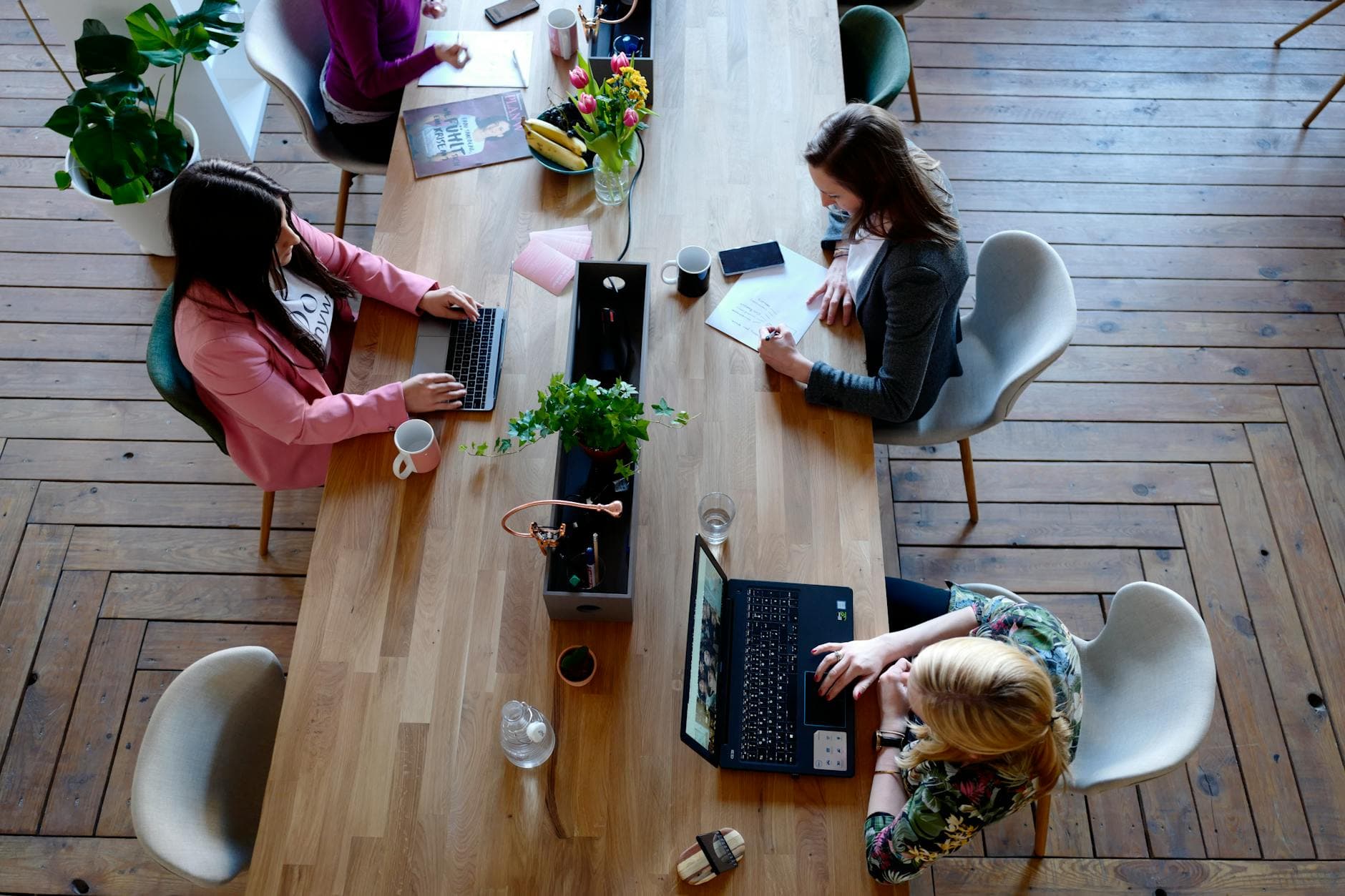 Benchmark prijsstrategieën voor SaaS: vijf raamwerken en wanneer ze te gebruiken
