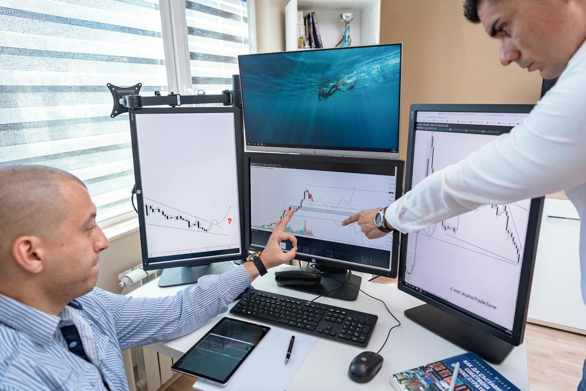 Investeringen van Infrastructuur Startups en Chartered Venture Fund
