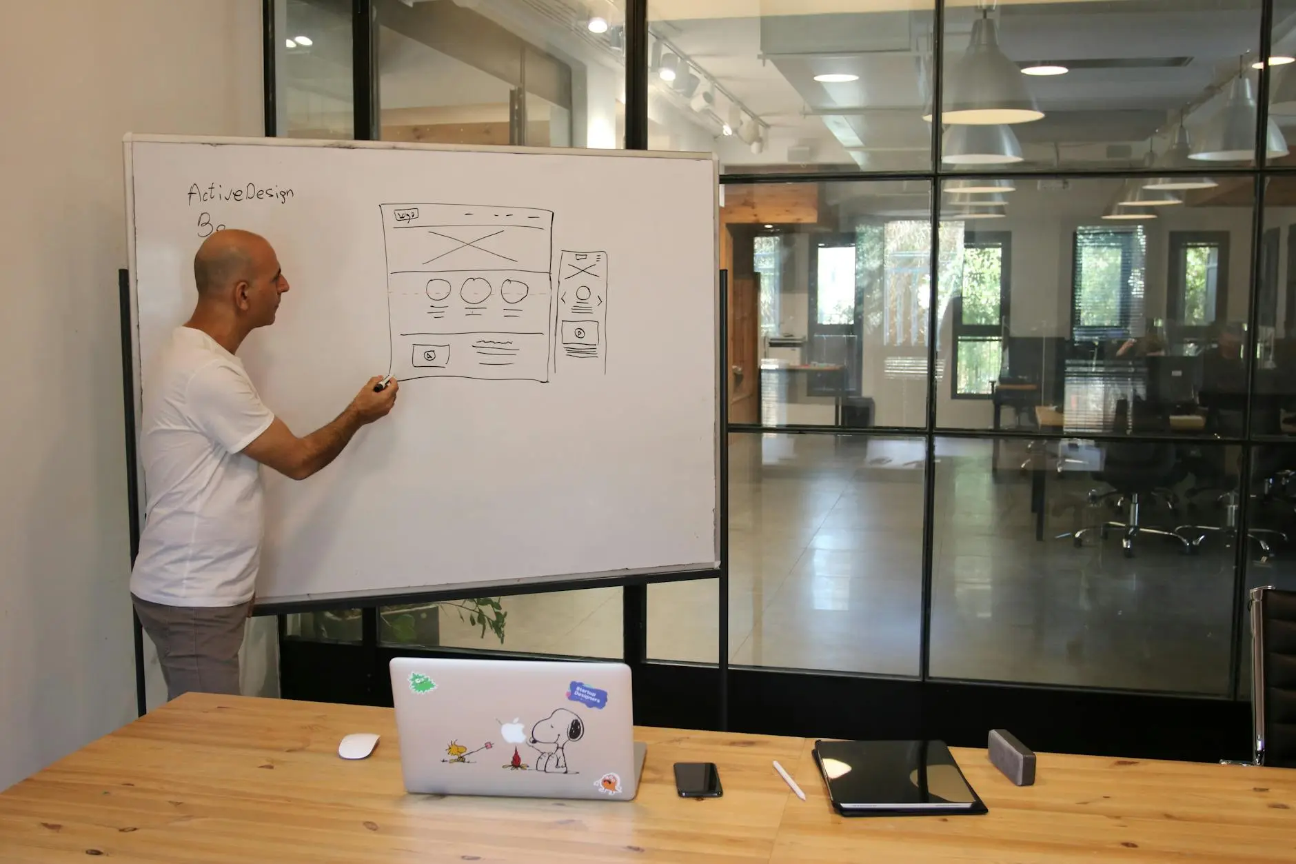 Een Startup lanceren na een Stealth-fase - Een praktische gids om je bedrijf te onthullen en early adopters aan te trekken