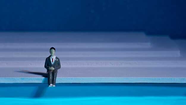 Build a scalable organization: decision rights, cadences, and metrics